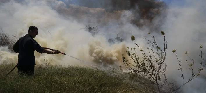 Μάχη με τις φλόγες στην Κρήτη – Μαίνονται οι φωτιές σε Χανιά και Ρέθυμνο